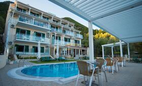 Oasis Hotel Perigiali - Foto 1