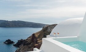 Oia Castle Luxury Hotel