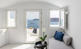 Oia Castle Luxury Hotel