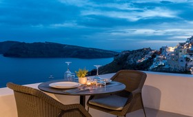 Oia Castle Luxury Hotel