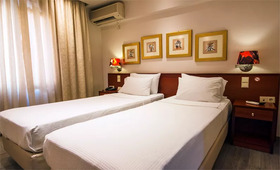 Piraeus City Hotel