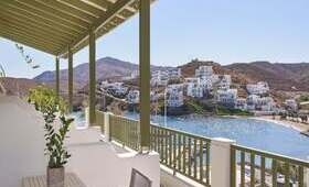 Porto Klaras Kythnos
