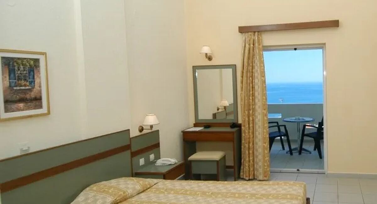 Porto Skala Village Hotel
