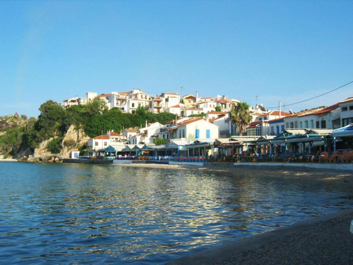Poseidon Apart Hotel