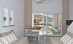 Tinos Blend Suites