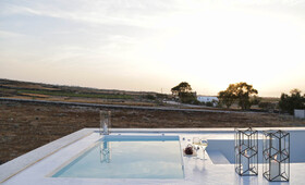 Vino Houses