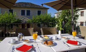 Zagori Suites (incl. auto)